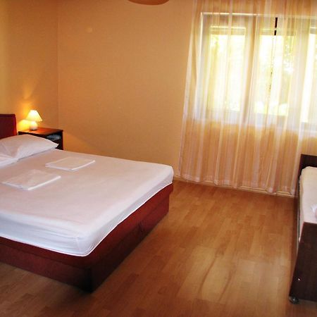 Apartments Miljak Omiš Extérieur photo